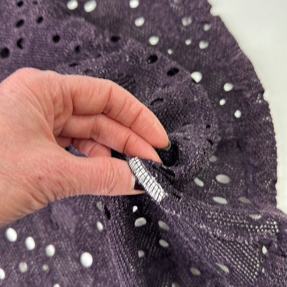 Merric purple button down hooded crochet vest - Picture 9 of 10